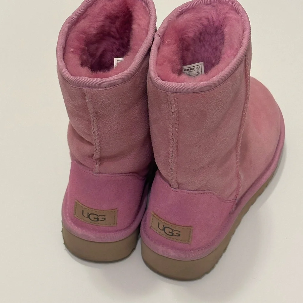 UGG Pink Shearling Winter Boots - Picture 2 of 6